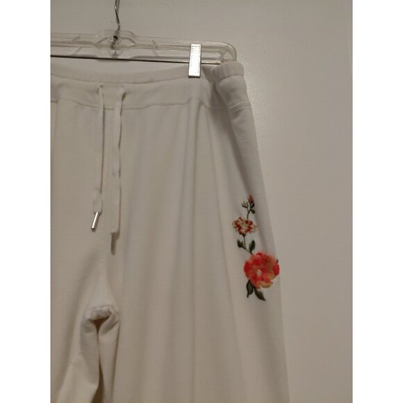 Driftwood Joggers White With Floral Embroidery XL - Picture 3 of 9